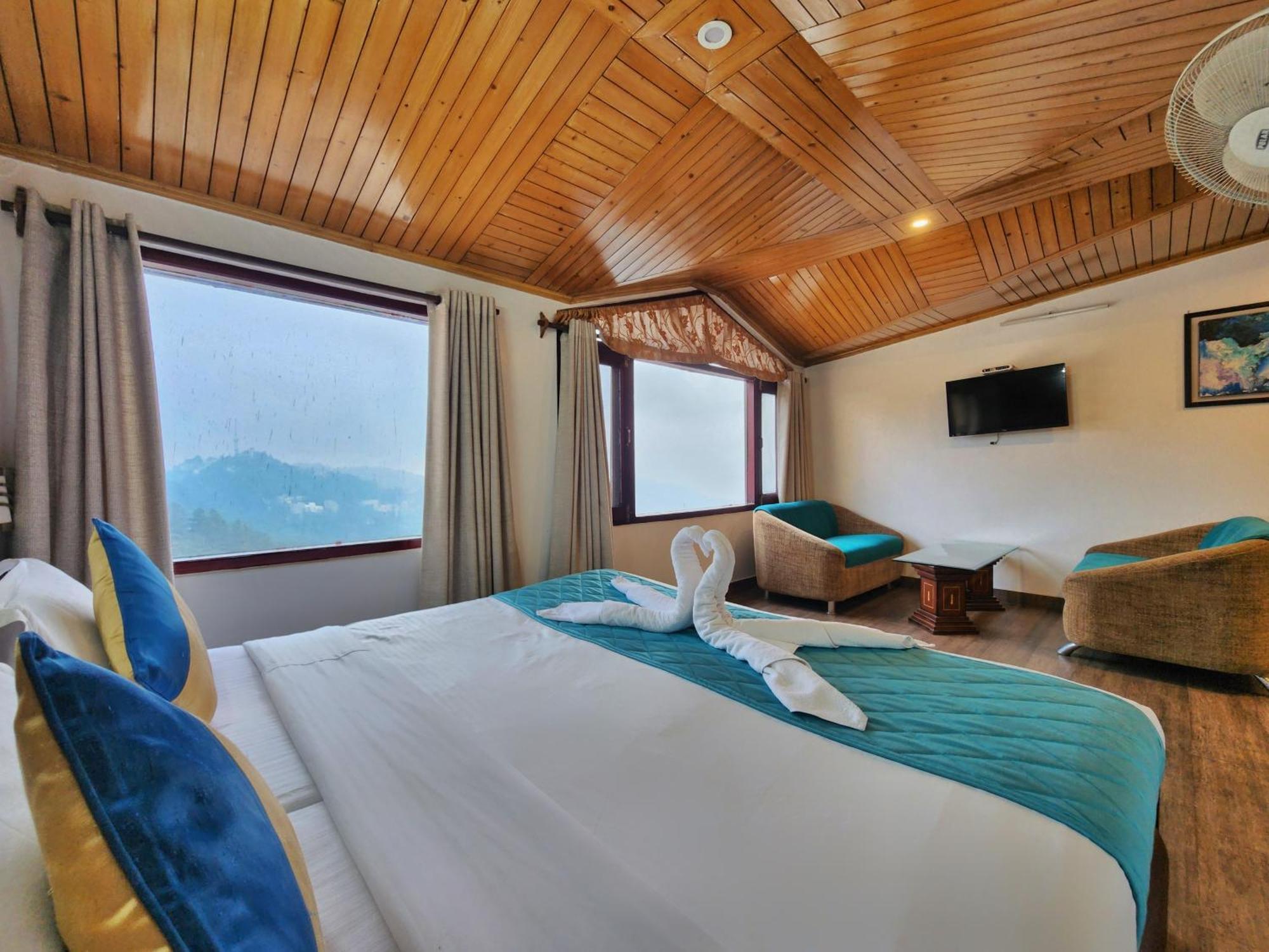 Hotel Surya Šimla Exteriér fotografie