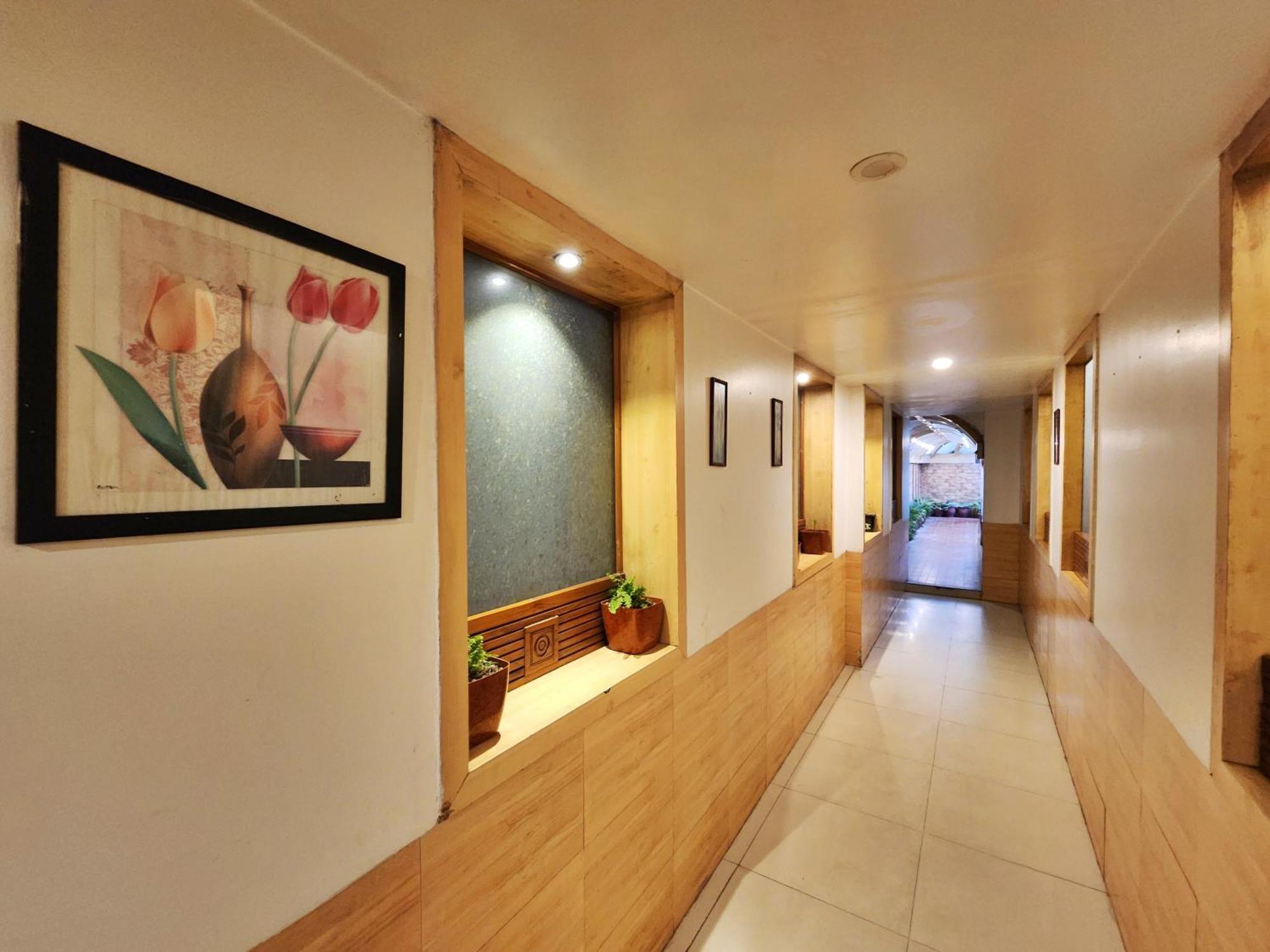 Hotel Surya Šimla Exteriér fotografie